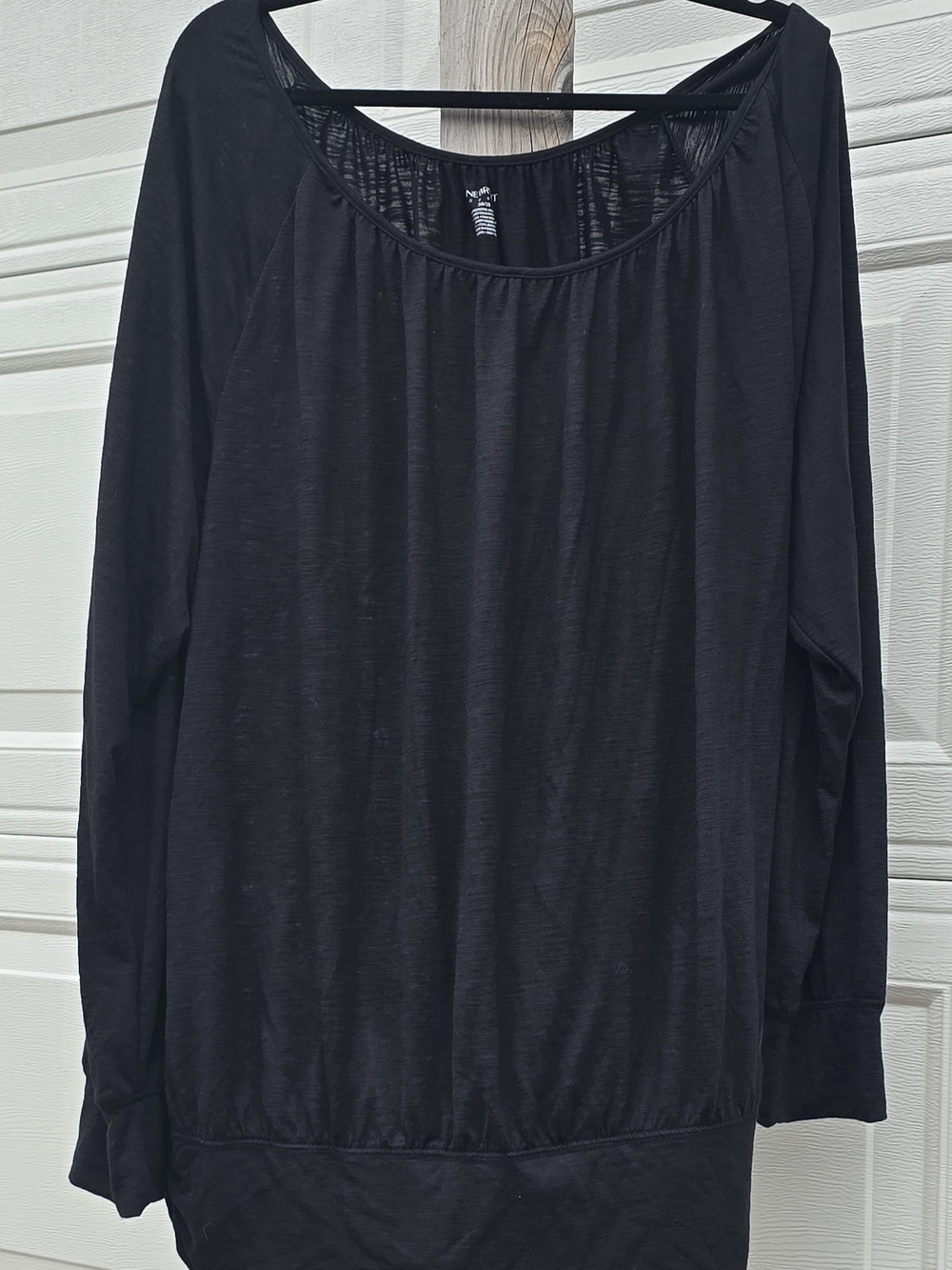 Women’s Black Long Sleeve Scoop Neck Top
